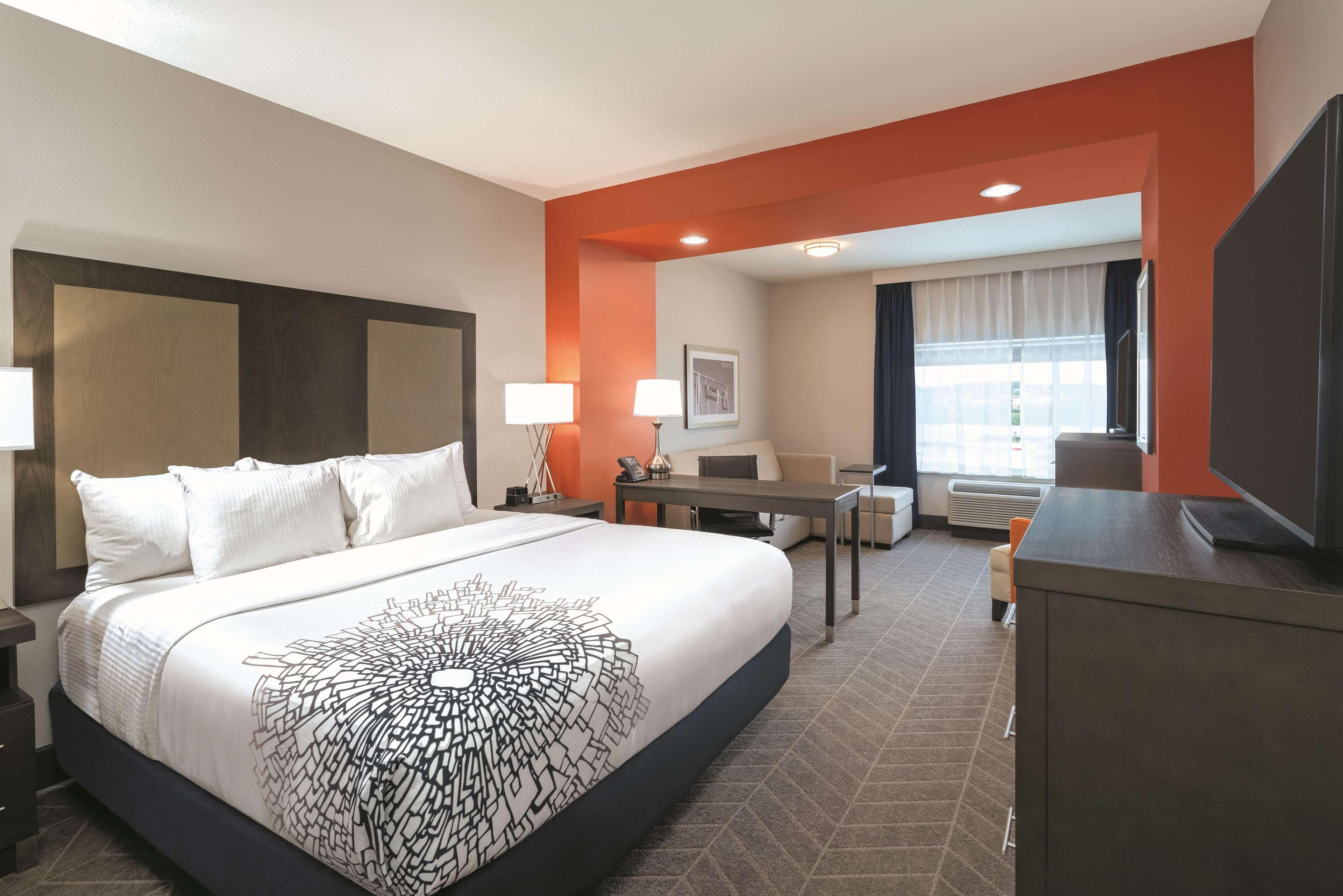 Hotel La Quinta By Wyndham Opelika Auburn Esterno foto